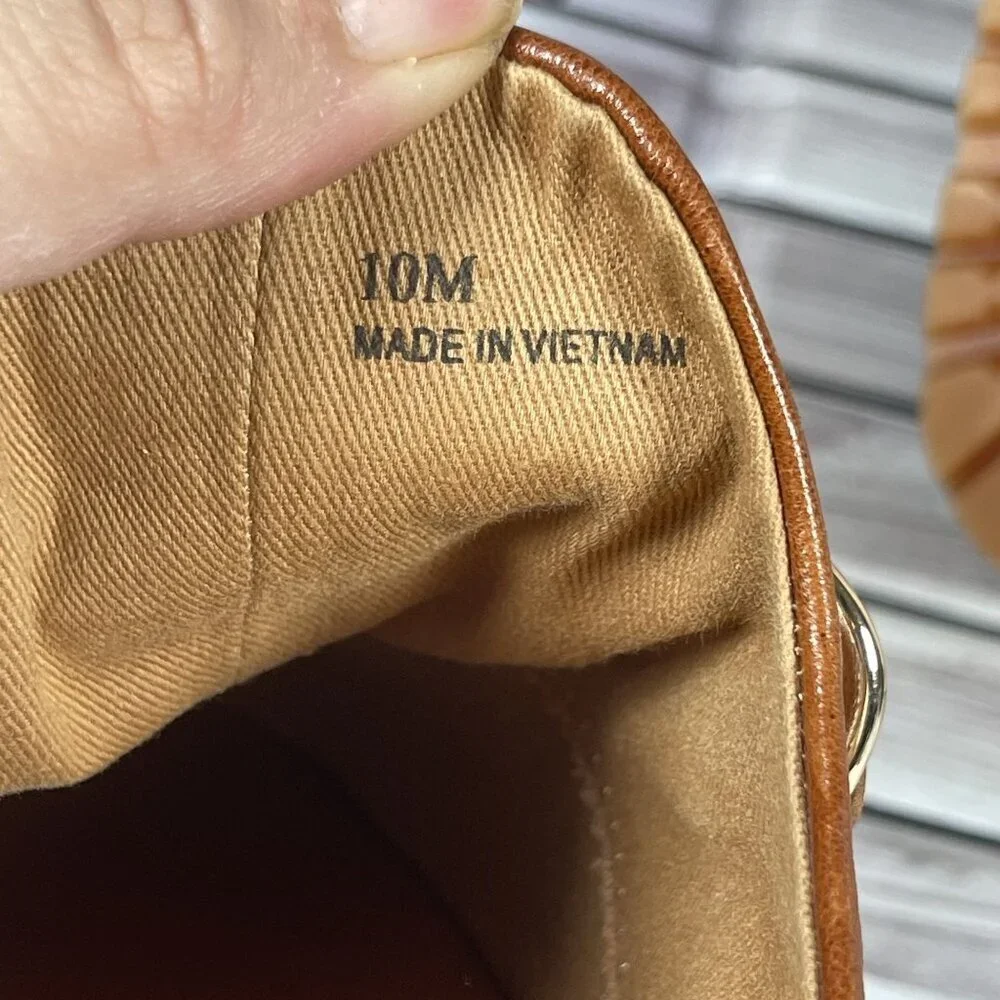 Lisa Vicky Brown Leather Mules with Gold Chain - Picture 10 of 10